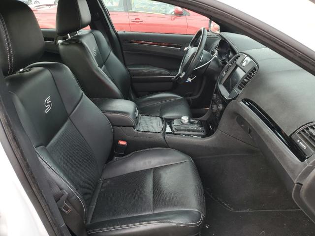 Photo 5 from auction – 2019 CHRYSLER 300 S with VIN 2C3CCAGGXKH591079