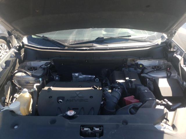 Photo 7 from auction – 2015 MITSUBISHI OUTLANDER with VIN 4A4AP3AU0FE026640