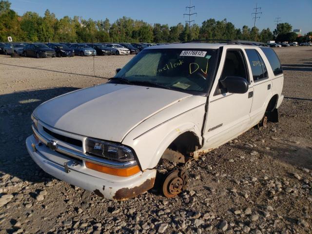 Photo 2 from auction – 2003 CHEVROLET BLAZER with VIN 1GNDT13X73K109143