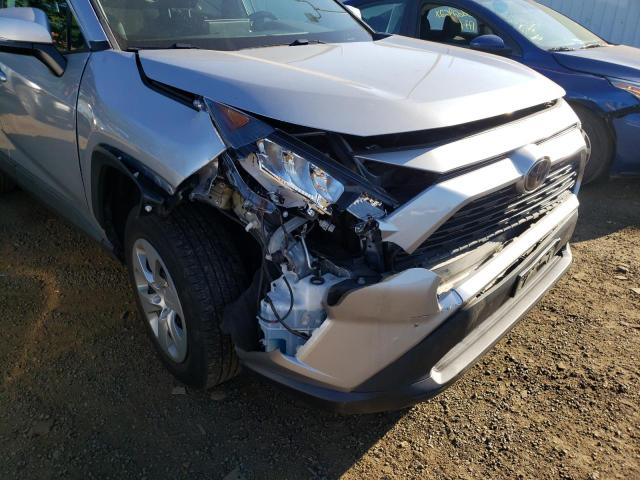 Photo 9 from auction – 2019 TOYOTA RAV4 LE with VIN 2T3G1RFV6KW017032