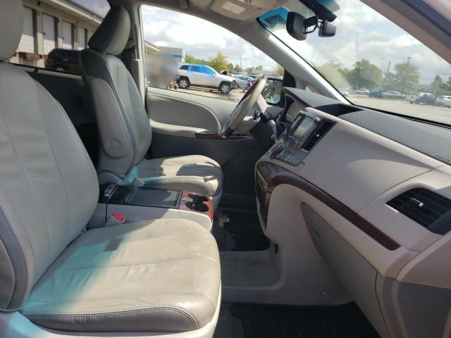 Photo 5 from auction – 2012 TOYOTA SIENNA XLE with VIN 5TDDK3DC1CS048089
