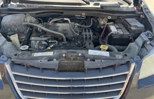 Photo 7 from auction – 2008 CHRYSLER TOWN & COU with VIN 2A8HR54P88R783155