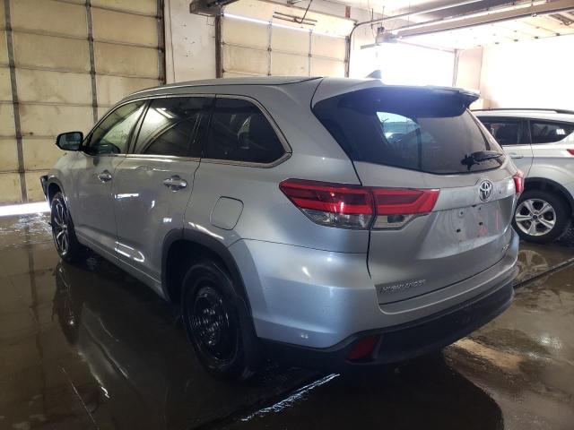 Photo 3 from auction – 2018 TOYOTA HIGHLANDER with VIN 5TDJZRFH9JS489203