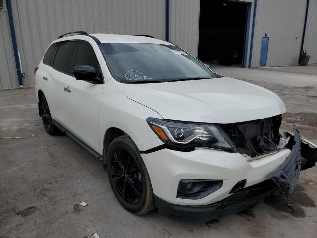 NISSAN PATHFINDER 2018 with VIN 5N1DR2MN3JC655855 - Photo from auction