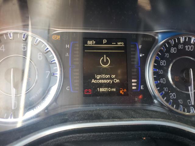 Photo 8 from auction – 2015 CHRYSLER 200 LIMITE with VIN 1C3CCCABXFN705216
