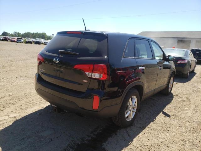 Photo 4 from auction – 2015 KIA SORENTO LX with VIN 5XYKT3A69FG658200