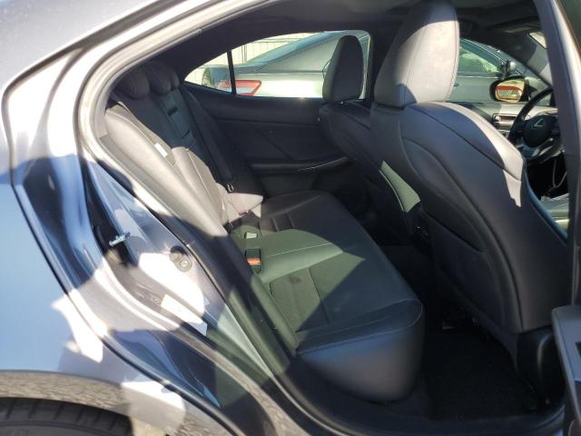 Photo 6 from auction – 2017 LEXUS IS 350 with VIN JTHCE1D20H5014297