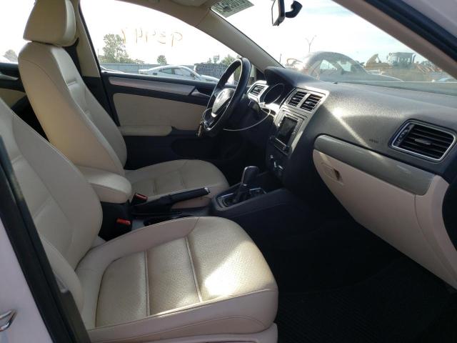Photo 5 from auction – 2017 VOLKSWAGEN JETTA SE with VIN 3VWDB7AJXHM393863