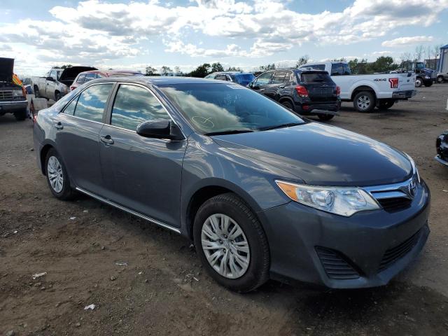 TOYOTA CAMRY BASE 2012 مع رقم تعريف المركبة 4T1BF1FK7CU585674 - صورة من المزاد
