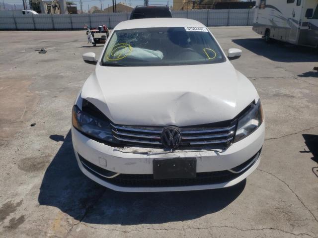 Photo 9 from auction – 2014 VOLKSWAGEN PASSAT S with VIN 1VWAT7A3XEC044555