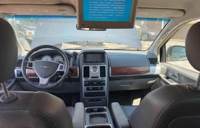 Photo 9 from auction – 2008 CHRYSLER TOWN & COU with VIN 2A8HR54P88R783155