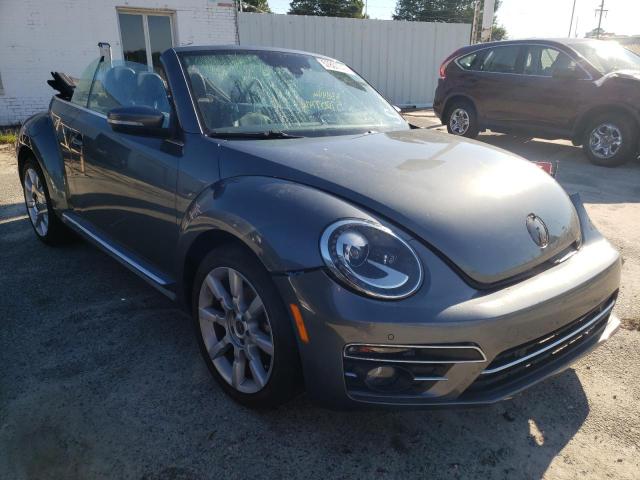 VOLKSWAGEN BEETLE S 2018 with VIN 3VW5DAAT4JM506399 - Photo from auction