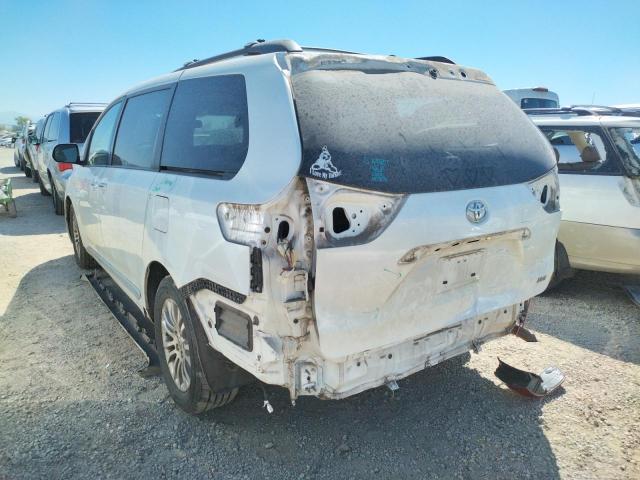 Photo 3 from auction – 2015 TOYOTA SIENNA XLE with VIN 5TDYK3DC7FS614746
