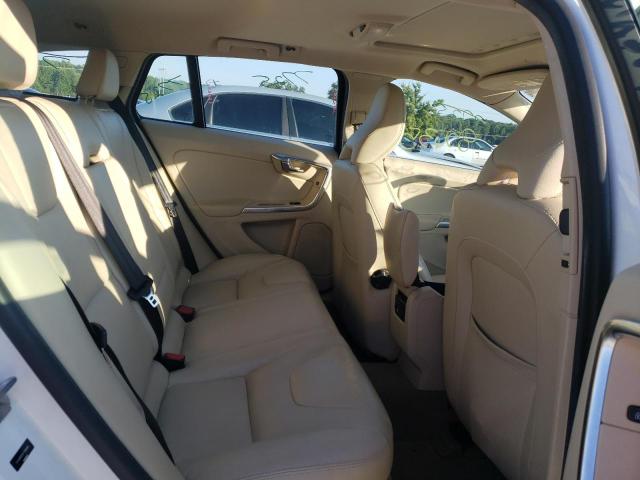 Photo 6 from auction – 2015 VOLVO V60 PLATIN with VIN YV140MED0F1196880
