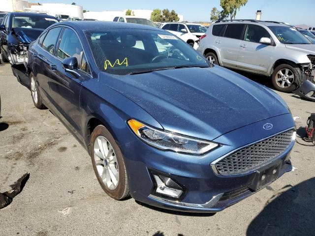 FORD FUSION TIT 2019 with VIN 3FA6P0SU3KR190617 - Photo from auction