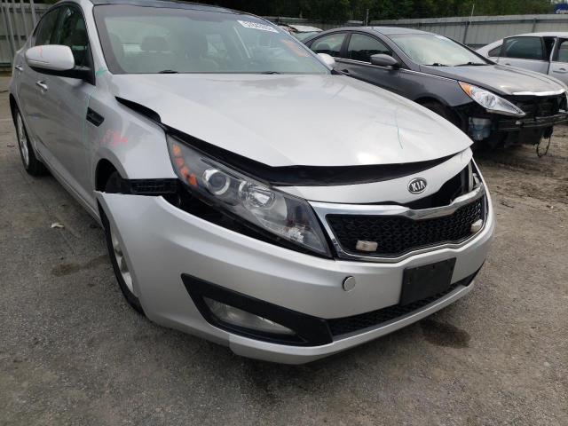 Photo 9 from auction – 2011 KIA OPTIMA EX with VIN KNAGN4A71B5051917