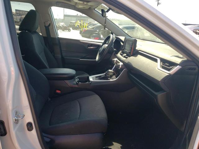 Photo 5 from auction – 2021 TOYOTA RAV4 XLE with VIN 2T3W1RFV2MC096392