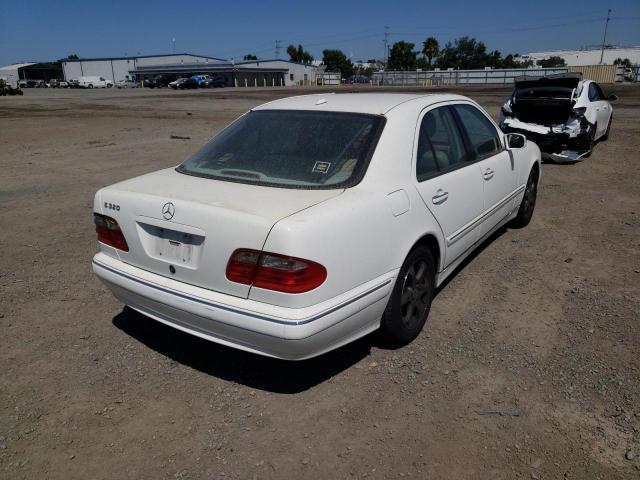 Photo 4 from auction – 2002 MERCEDES-BENZ E 320 with VIN WDBJF65J92B424211