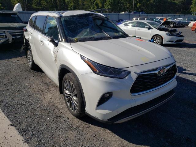 TOYOTA HIGHLANDER 2021 with VIN 5TDFZRBH1MS063845 - Photo from auction