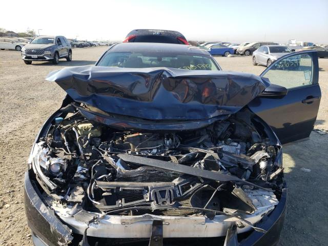 Photo 7 from auction – 2017 HONDA CIVIC LX with VIN 2HGFC2F51HH541390