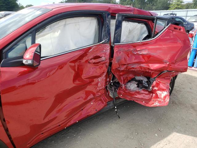 Photo 10 from auction – 2020 TOYOTA C-HR XLE with VIN NMTKHMBX2LR111748