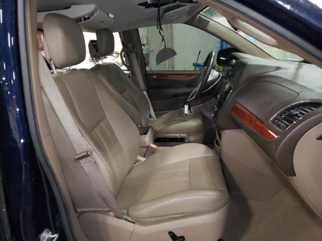 Photo 5 from auction – 2015 CHRYSLER TOWN & COU with VIN 2C4RC1CG3FR573471