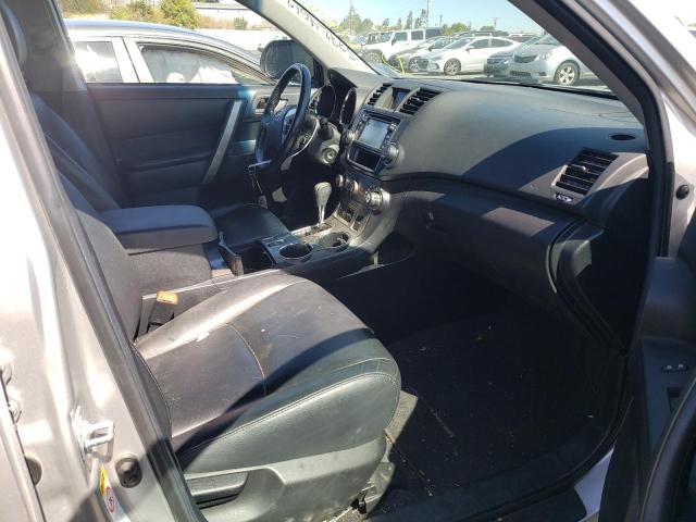 Photo 5 from auction – 2013 TOYOTA HIGHLANDER with VIN 5TDZK3EH3DS101537