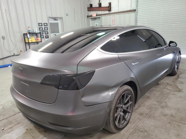 Photo 4 from auction – 2018 TESLA MODEL 3 with VIN 5YJ3E1EA9JF123398