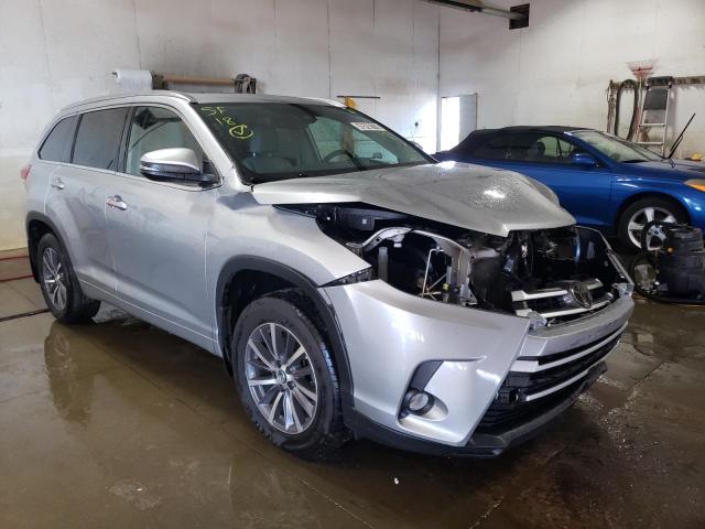 TOYOTA HIGHLANDER 2018 with VIN 5TDJZRFH9JS489203 - Photo from auction
