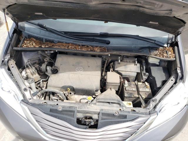 Photo 7 from auction – 2015 TOYOTA SIENNA LE with VIN 5TDKK3DC6FS654659
