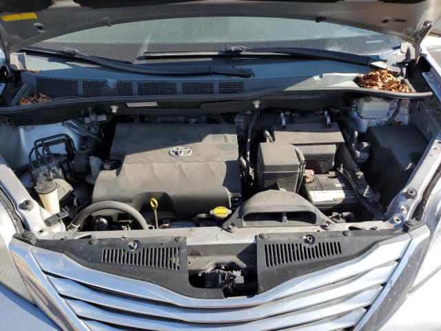 Photo 7 from auction – 2011 TOYOTA SIENNA XLE with VIN 5TDYK3DC1BS111305