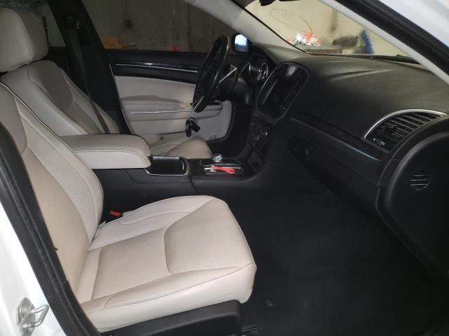 Photo 5 from auction – 2019 CHRYSLER 300 LIMITE with VIN 2C3CCAKG8KH635250