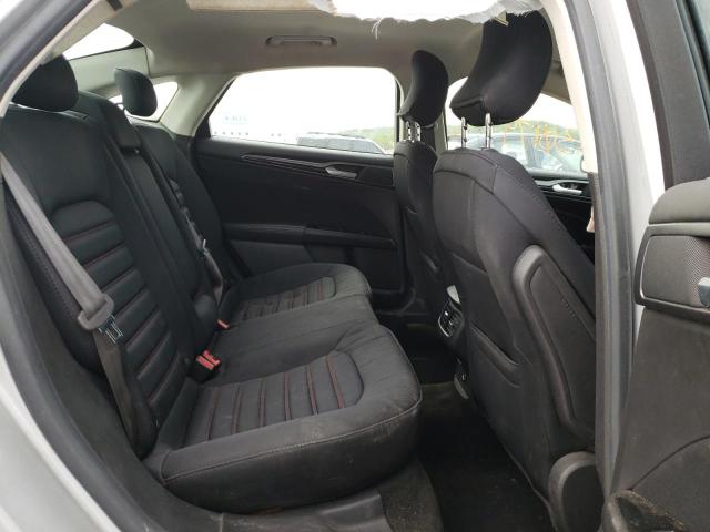 Photo 6 from auction – 2016 FORD FUSION SE with VIN 3FA6P0HD2GR267136