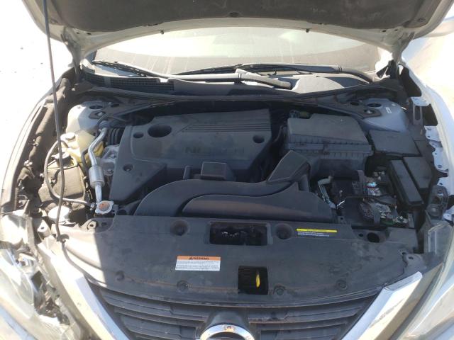Photo 7 from auction – 2016 NISSAN ALTIMA 2.5 with VIN 1N4AL3AP2GN377604