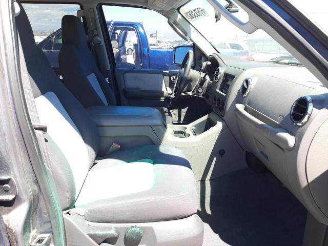 Photo 5 from auction – 2005 FORD EXPEDITION with VIN 1FMPU15535LA80120