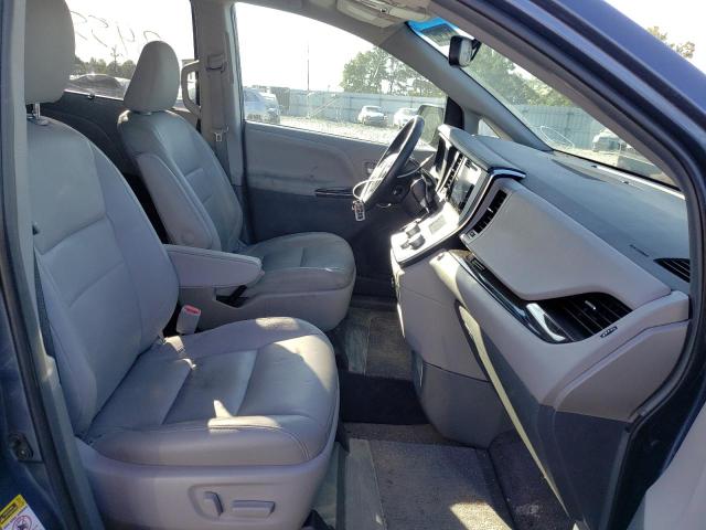Photo 5 from auction – 2016 TOYOTA SIENNA XLE with VIN 5TDYK3DC4GS691706