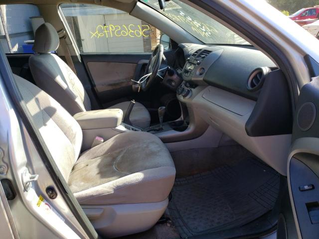 Photo 5 from auction – 2006 TOYOTA RAV4 with VIN JTMBD33V066015173