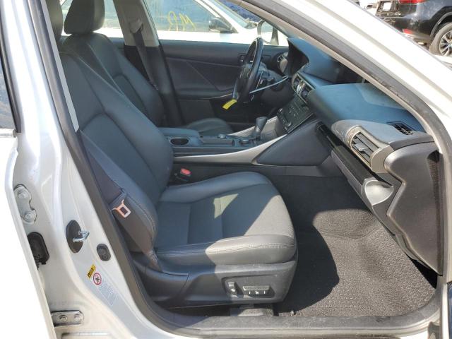 Photo 5 from auction – 2016 LEXUS IS 300 with VIN JTHCM1D29G5005731