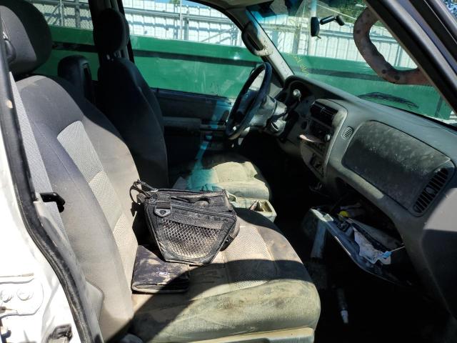 Photo 5 from auction – 2004 FORD EXPLORER S with VIN 1FMZU77K34UA88984