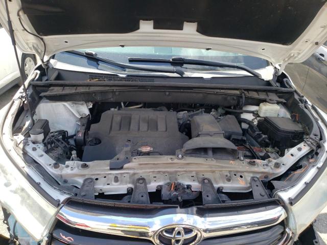 Photo 7 from auction – 2016 TOYOTA HIGHLANDER with VIN 5TDYKRFHXGS174194