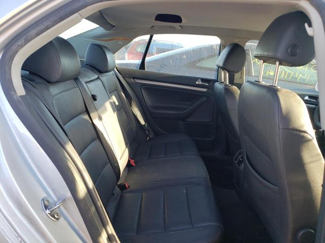 Photo 6 from auction – 2006 VOLKSWAGEN JETTA 2.5 with VIN 3VWRF71K56M769367
