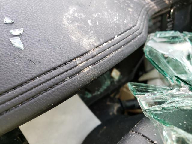 Photo 8 from auction – 2019 TOYOTA HIGHLANDER with VIN 5TDKZRFH3KS554973