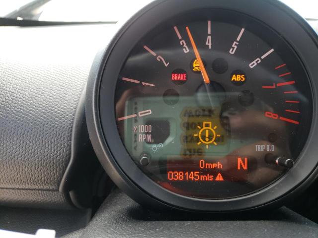 Photo 8 from auction – 2016 MINI COOPER S C with VIN WMWZC5C5XGWU04317