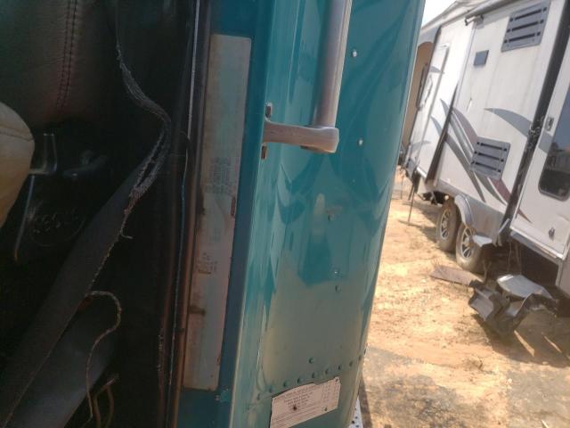 Photo 10 from auction – 2000 FREIGHTLINER CONVENTION with VIN 1FUYDSEB6YLF06273