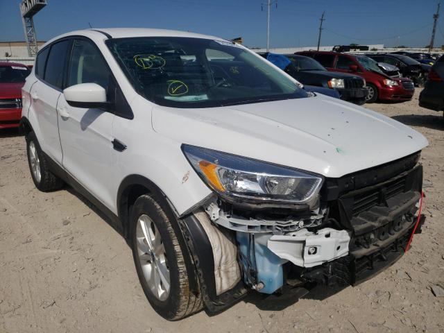 FORD ESCAPE SE 2017 with VIN 1FMCU0GDXHUD92141 - Photo from auction