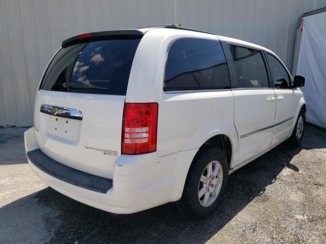 Photo 4 from auction – 2010 CHRYSLER TOWN & COU with VIN 2A4RR5D11AR213408