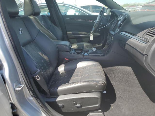 Photo 5 from auction – 2020 CHRYSLER 300 S with VIN 2C3CCABT7LH217230