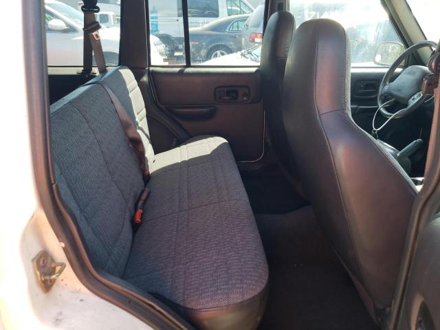 Photo 6 from auction – 2000 JEEP CHEROKEE S with VIN 1J4FT48S0YL138480