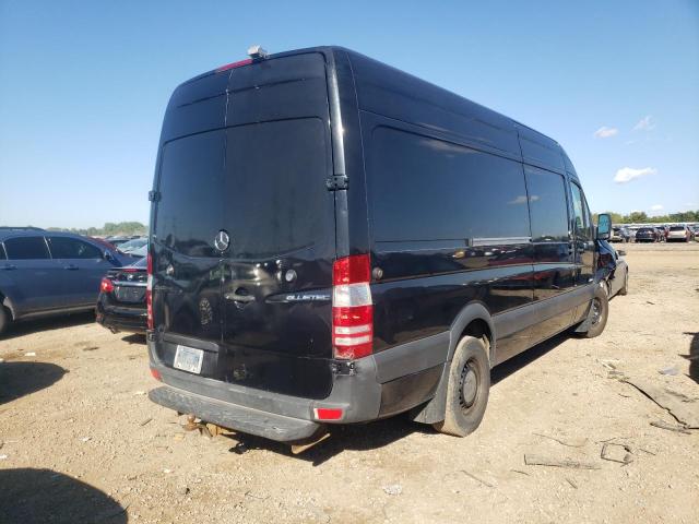 Photo 4 from auction – 2014 MERCEDES-BENZ SPRINTER 2 with VIN WD3PE8DCXE5837717