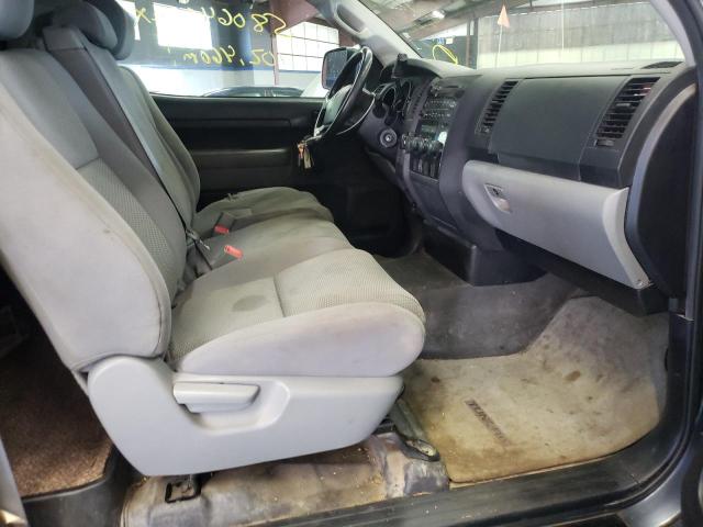 Photo 5 from auction – 2010 TOYOTA TUNDRA with VIN 5TFKM5F18AX001089